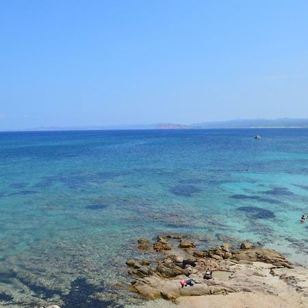Appartamento Trilocale Vignola Mare Aglientu Esterno foto