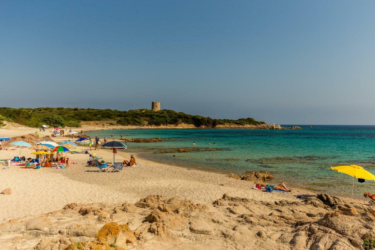 Appartamento Trilocale Vignola Mare Aglientu Esterno foto