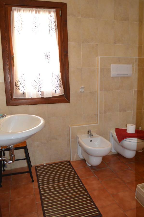 Appartamento Trilocale Vignola Mare Aglientu Esterno foto
